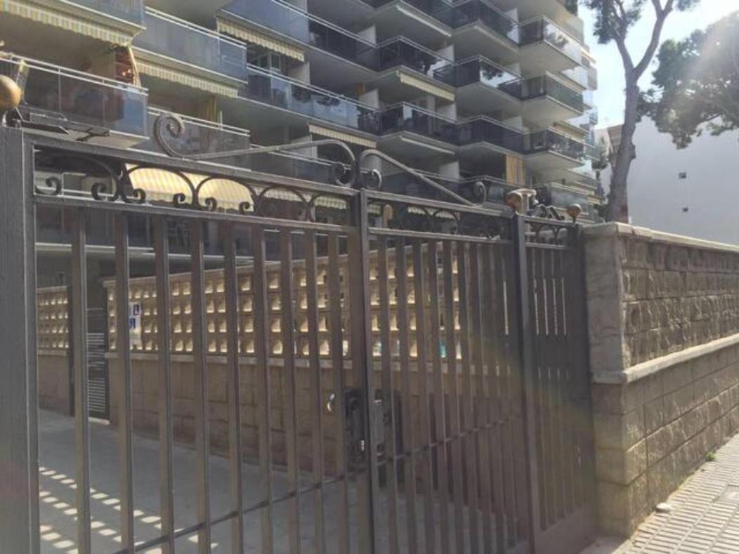 Apartamento Centrico Y Con Piscina A 5 Min. Playa Salou Exterior photo
